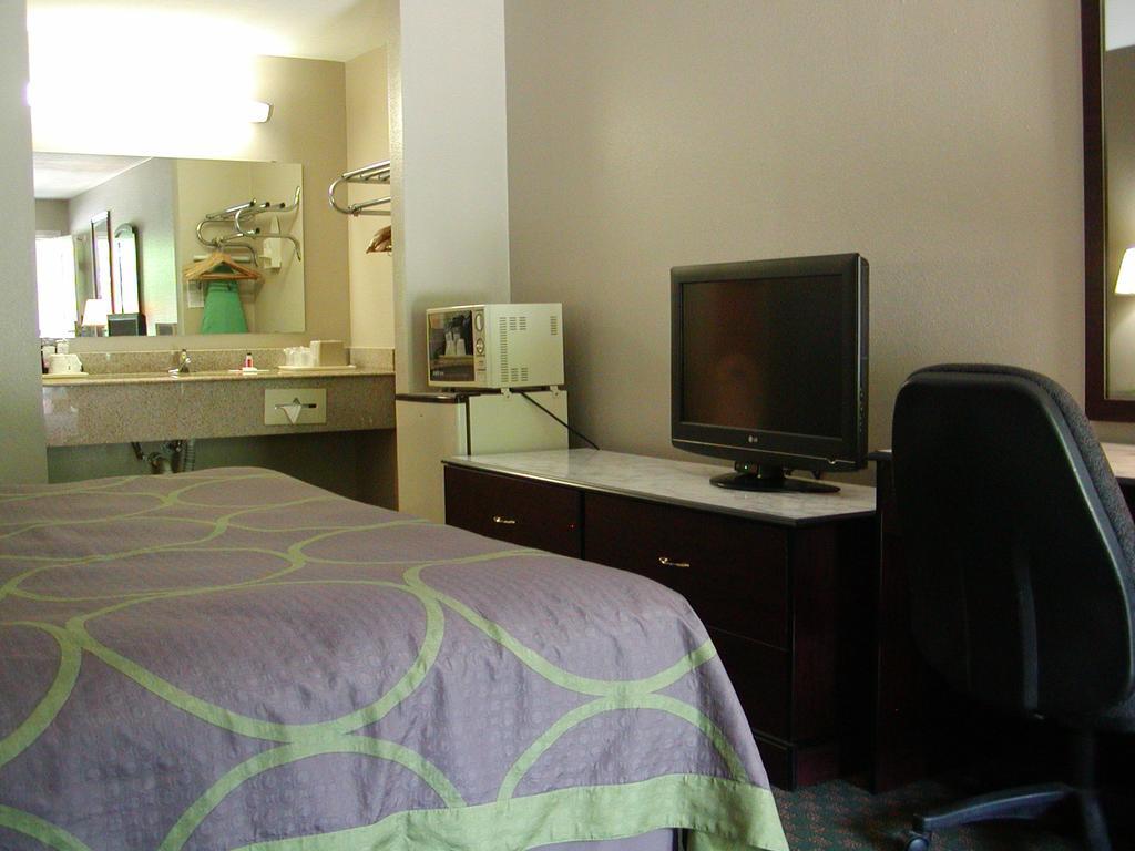 Super 8 By Wyndham Bossier City/Shreveport Area Dış mekan fotoğraf