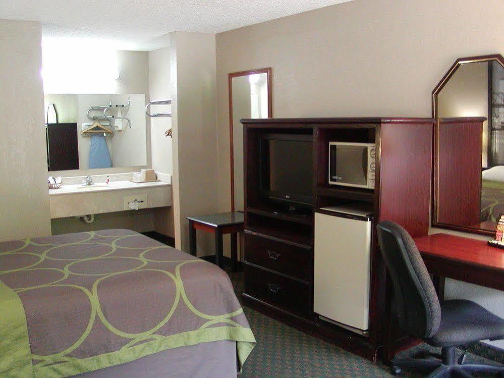 Super 8 By Wyndham Bossier City/Shreveport Area Dış mekan fotoğraf